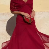Ágnes - Elegáns Maxi Estélyi Ruha V-kivágással