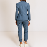 Beatrice | Modern Elegancia Kényelmes Öltönyben