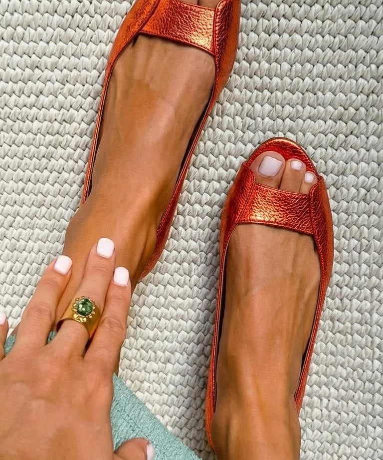 Adelina | Arany Komfortos Chic Szandál