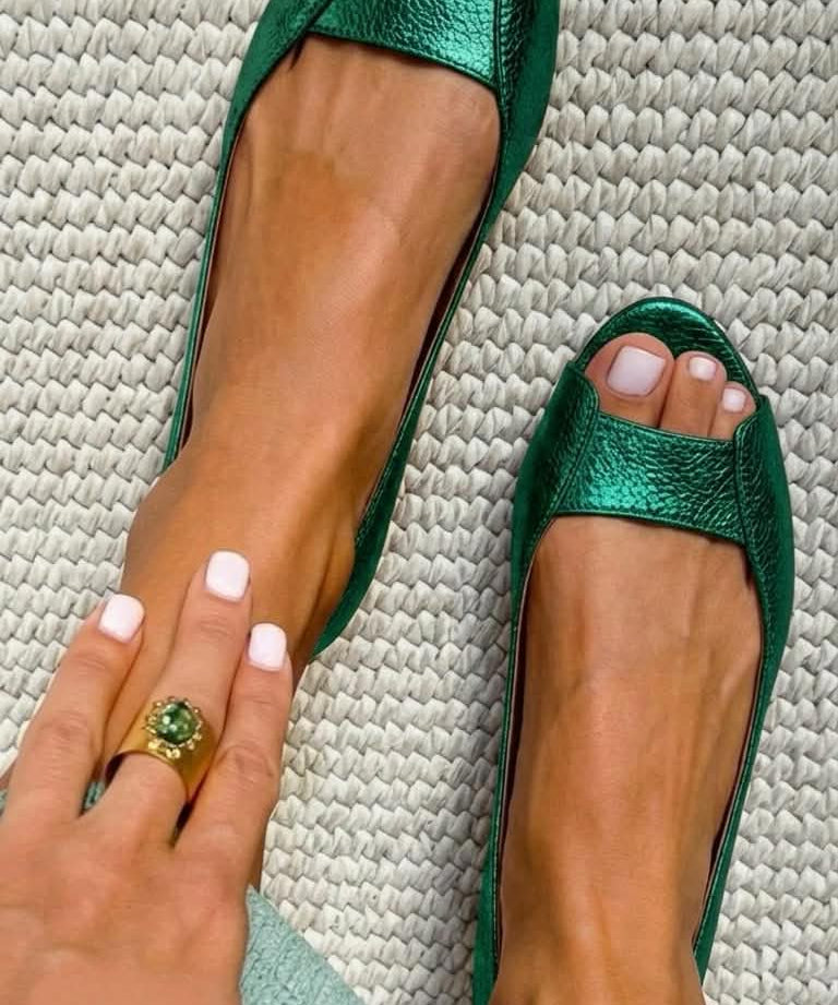 Adelina | Arany Komfortos Chic Szandál