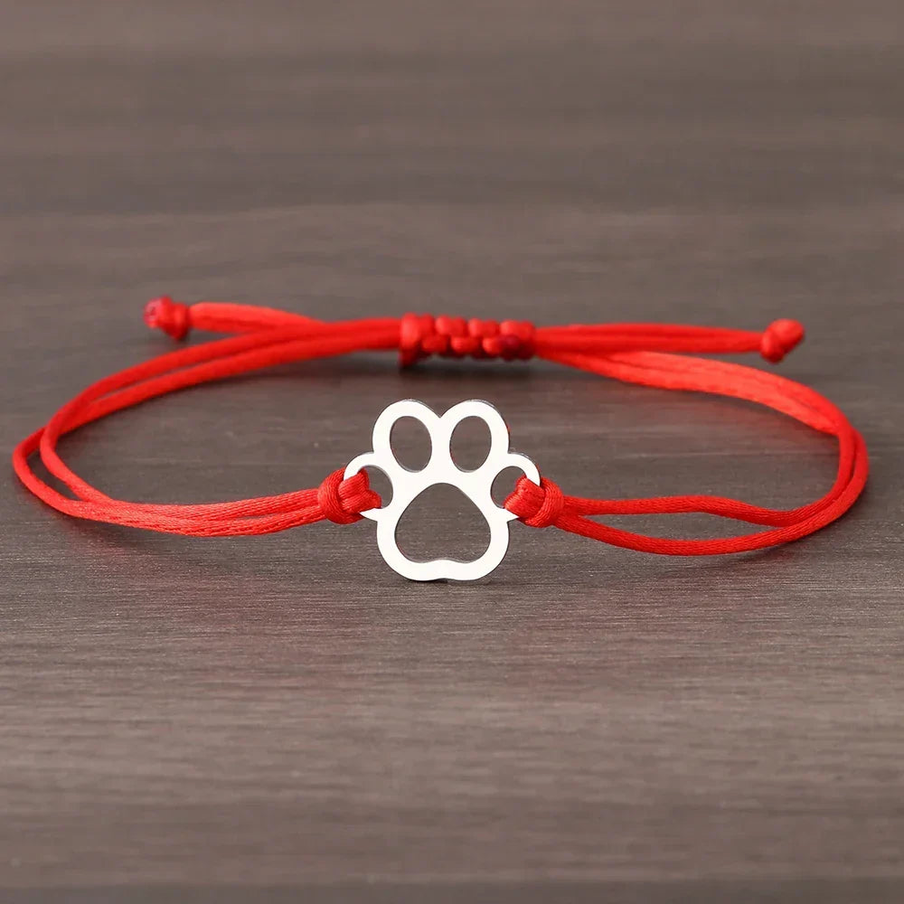 Pulseira de Corda com Impressão de Pata – Design Ajustável em Preto e Vermelho