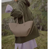 Andrea – Nagyméretű Elegáns Tote